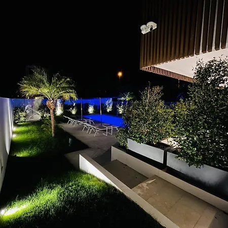 Villa Design With Private Pool