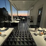 Design With Private Pool *